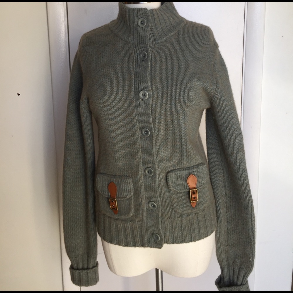 📍Ralph Lauren green cashmere/wool sweater